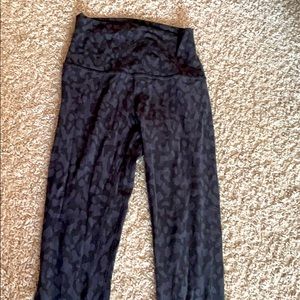 Black camo lulu lemon leggings